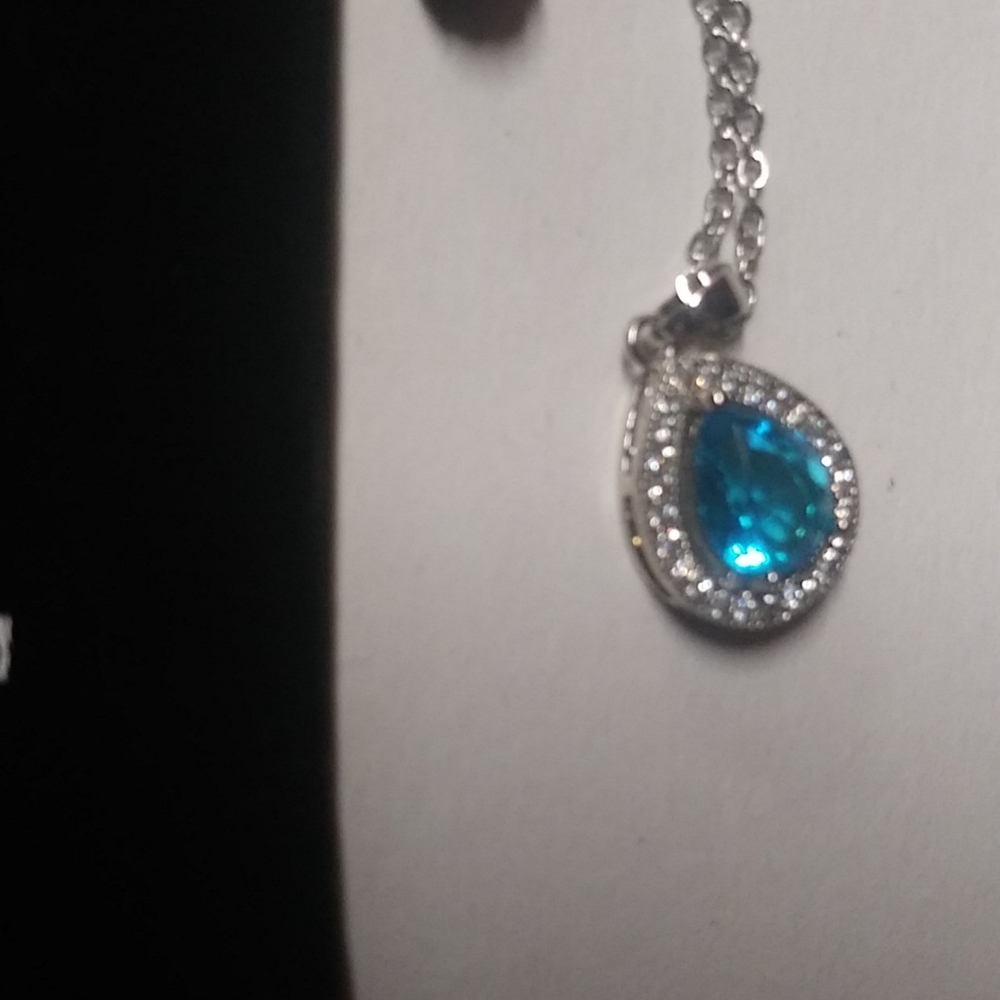 Nikola Valenti white gold plated Austrian blue gem - Picture 6 of 15